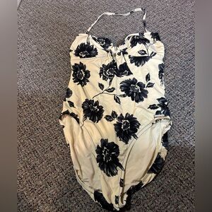 DKNY SZ 12 WOMENS ONE PIECE BATHING SUIT SWIM FLORAL